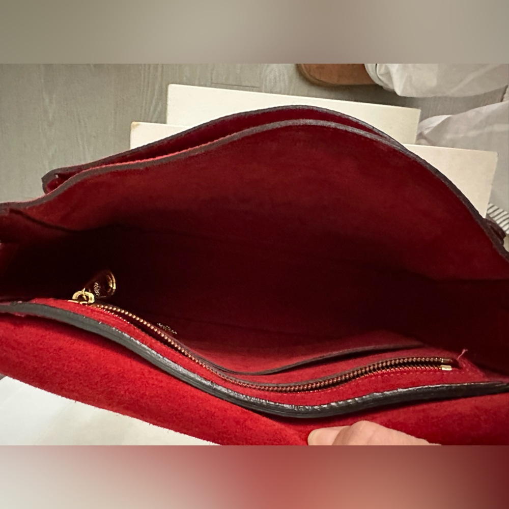Mulberry Bayswater Shoulder Clutch in Tomato Red - Picture 7 of 9